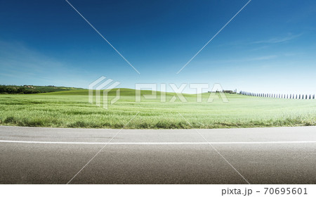 asphalt road in Tuscany Italy asphalt road in Tuscany Italy 70695601