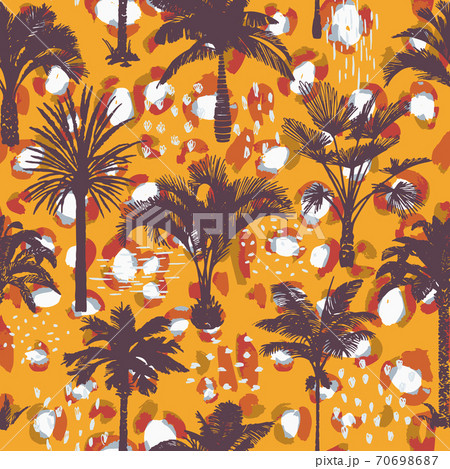 Palm trees mixed with animal skin texture. Botanical seamless pattern. 70698687