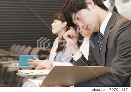 ビジネスセミナー ビジネスセミナー 70704417