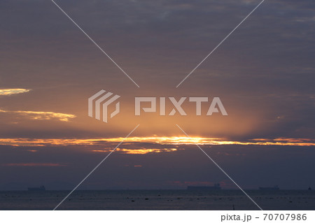 海 風景 夕焼け 70707986