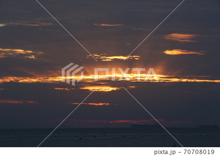海 風景 夕焼け 70708019