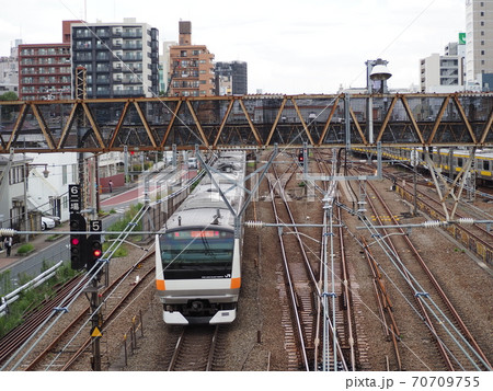 三鷹駅方面 70709755