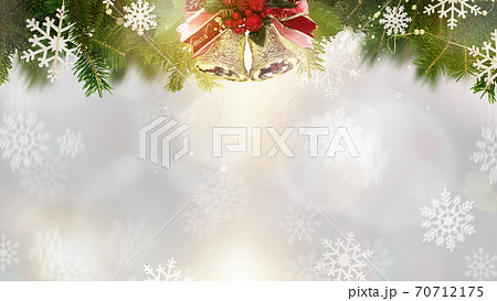 クリスマスのイメージ的な背景 - 複数のバリエーションがあります 70712175