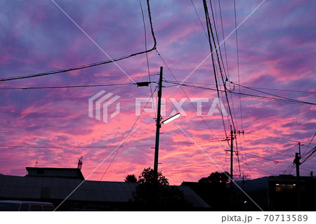 鱗雲の夕焼け 70713589
