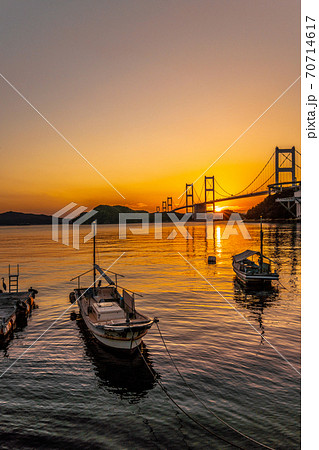 瀬戸の夕景 70714617