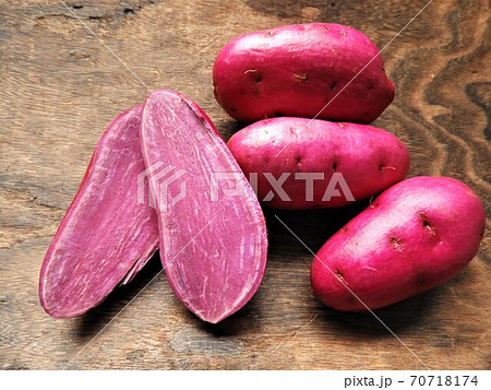 さつまいも 70718174