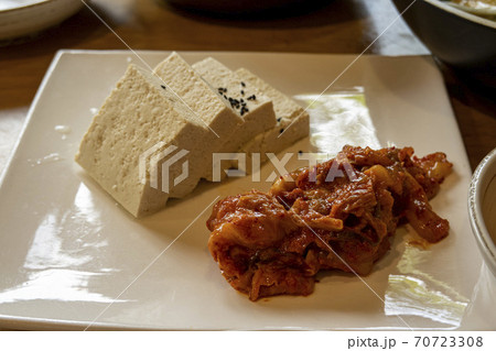 おかず 韓国料理 キムチ 70723308