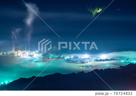 《埼玉県》秩父雲海・夜景 《埼玉県》秩父雲海・夜景 70724832
