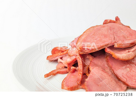鴨肉 スモーク 食べ物の写真素材