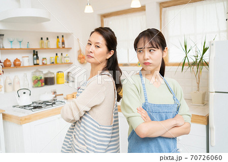 嫁姑問題 嫁姑問題 70726060