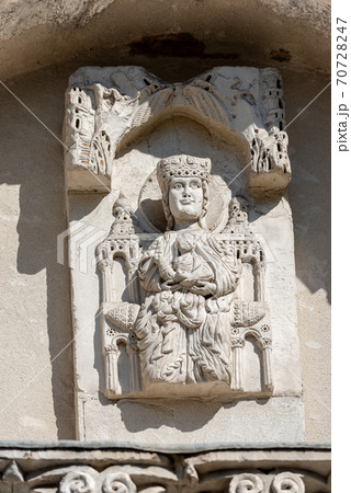 Closeup of Church of Santa Maria Forisportam - Lucca Italy 70728247