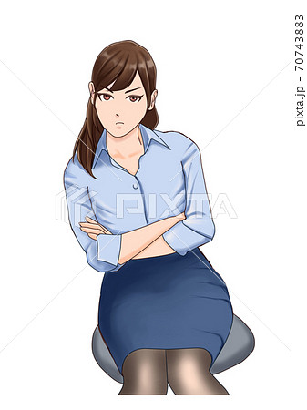 怒っている女子社員 70743883