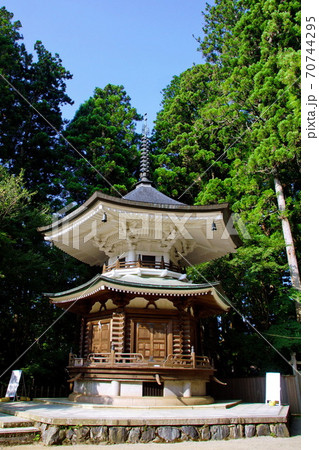 高野山 金剛峯寺 総本山 六角経蔵 壇上伽藍(和歌山県 伊都郡 高野町) 高野山 金剛峯寺 総本山 六角経蔵 壇上伽藍(和歌山県 伊都郡 高野町) 70744295