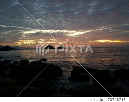 夜景 夜 建築 70748713