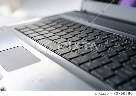 ノートパソコンのキーボード ノートパソコンのキーボード 70760590