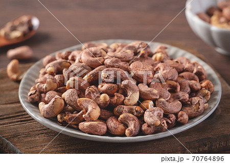 カシューナッツ カシュー 木の実 70764896