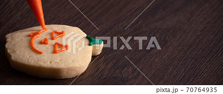ビスケット クッキー クラッカー 70764935