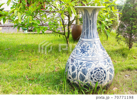 Ceramic products Ceramic products 70771198