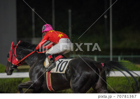 夜の佐賀競馬 70781367