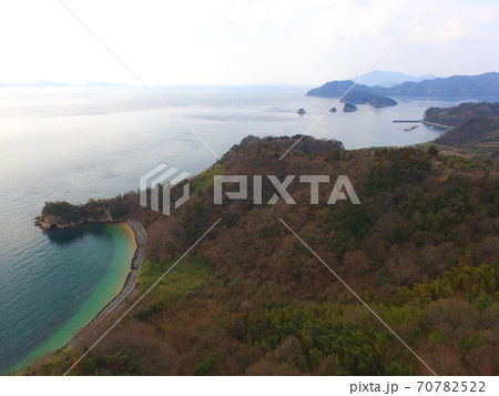 瀬戸内の海〜ドローンで空撮（大島／愛媛県今治市） 70782522