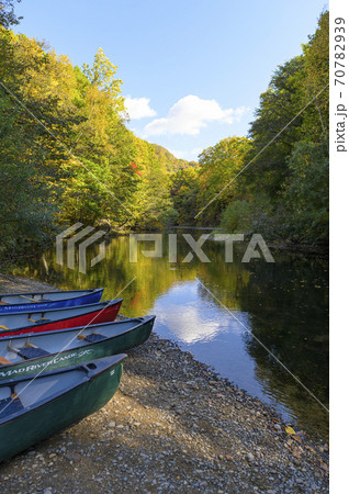 秋の定山渓 舞鶴の瀞（カヌー乗り場） 70782939
