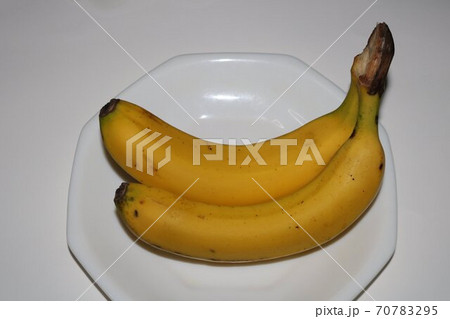 バナナ 70783295