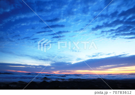 雲海と雲模様4233 70783612