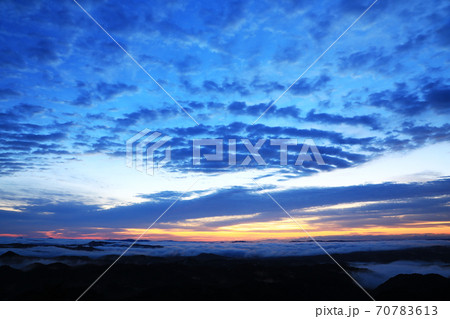 雲海と雲模様4224 70783613