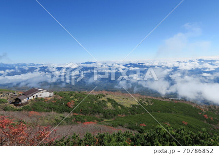 御嶽山八合目の紅葉 70786852