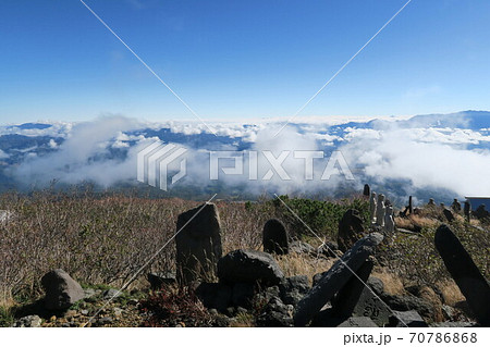 御嶽山八合目の阿波ケ岳霊神場 御嶽山八合目の阿波ケ岳霊神場 70786868