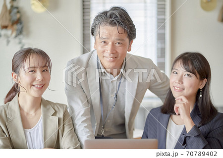 ビジネス 上司と部下 ビジネス 上司と部下 70789402
