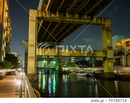 両国　堅川沿い遊歩道　夜景（東京都） 70789719