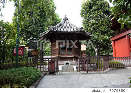 東京散歩、台東区浅草、浅草寺、影向堂、六角堂 東京散歩、台東区浅草、浅草寺、影向堂、六角堂 70793804
