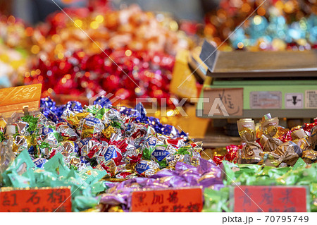 お菓子 キャンディー 砂糖菓子 70795749