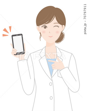 白衣の女性 スマホ 白衣の女性 スマホ 70797911
