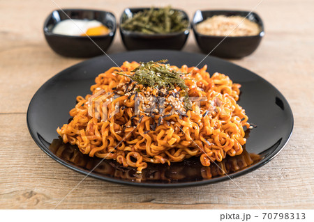 korean spicy instant noodles korean spicy instant noodles 70798313