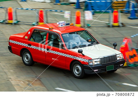 タクシー 70800872