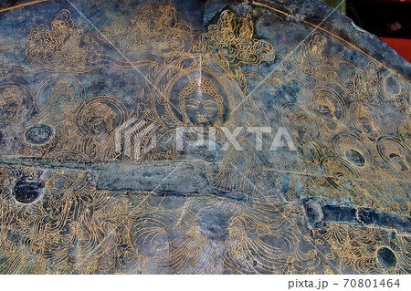 東大寺大仏 台座蓮弁の線刻画1 東大寺大仏 台座蓮弁の線刻画1 70801464