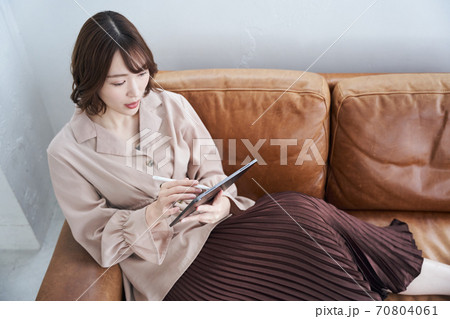クリエーター アパレル ブランド デザイナー ファッション フリーランス 編集者 働く女性 クリエーター アパレル ブランド デザイナー ファッション フリーランス 編集者 働く女性 70804061