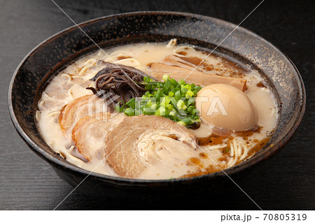 熊本風とんこつラーメン 70805319