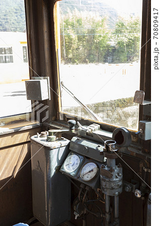 日本最古級の電車の運転台 日本最古級の電車の運転台 70809417
