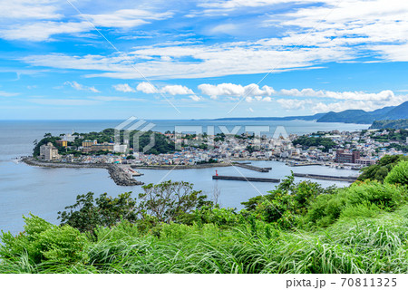 東伊豆町　稲取漁港 70811325