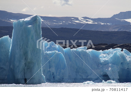 パタゴニアの氷河　アルゼンチン 70811417