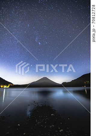 富士山・星空 70812728