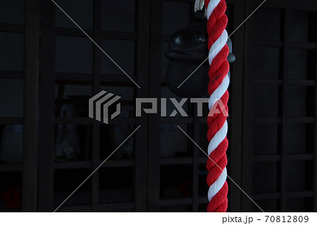 群馬県草津・光泉寺の鈴緒 70812809