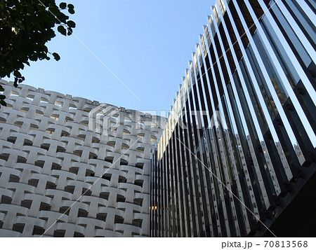 快晴で散歩日和の代官山T-SITE 快晴で散歩日和の代官山T-SITE 70813568