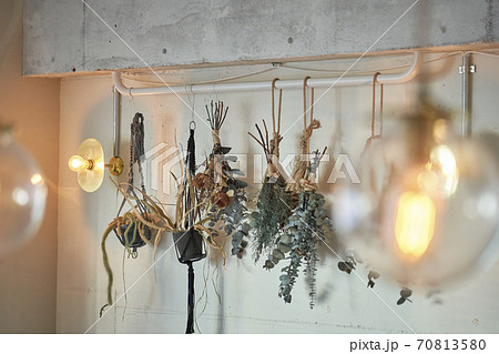 カフェ　店内 70813580