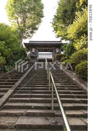 城山稲荷神社の隋神門と階段 城山稲荷神社の隋神門と階段 70813846