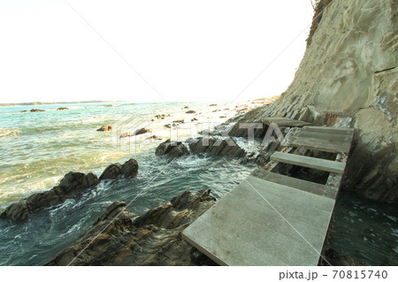 三浦半島　荒崎・潮騒のみち　お仙ヶ鼻ー弁天島間 70815740