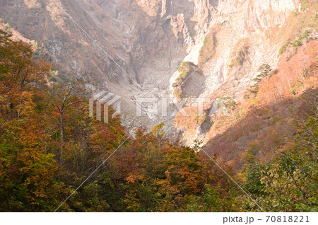 紅葉の谷川岳 紅葉の谷川岳 70818221